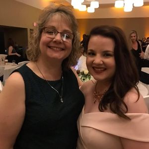 Meet your Posher, Becky